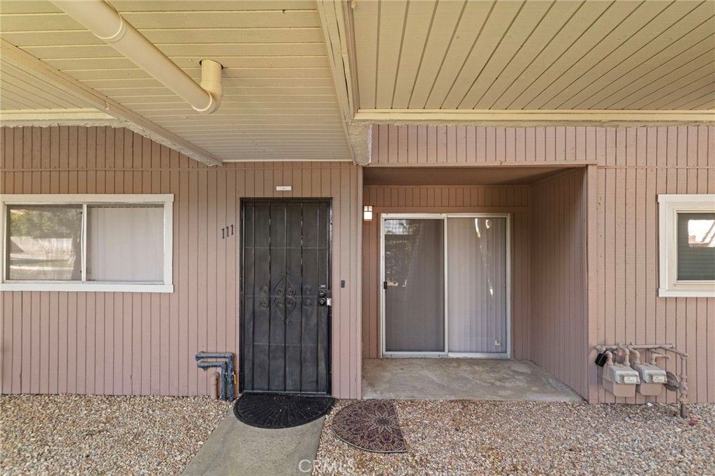 Photo of 575 N Villa Court #111, Palm Springs, CA 92262 (MLS # CV26046805)