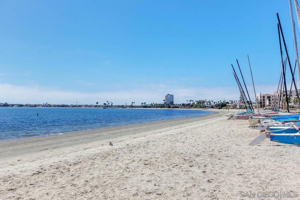 Pacific Beach - Residential