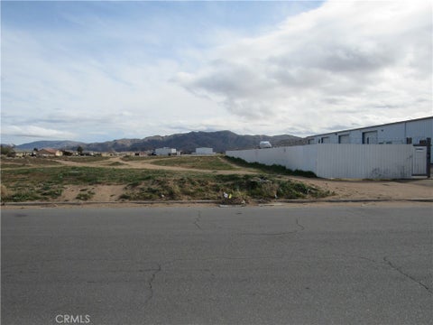 Photo of 0 Pioneer, Apple Valley, CA 92307 (MLS # HD26176649)