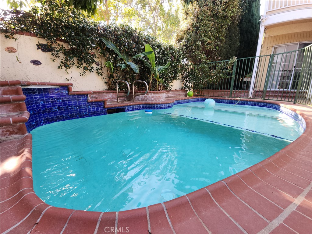 1150 W Santa Clara Avenue
