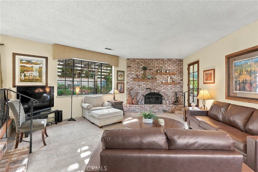 412 S Palisade Drive