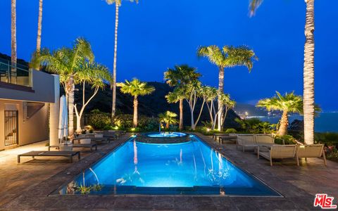 26720 Via Linda Street Malibu CA 90265