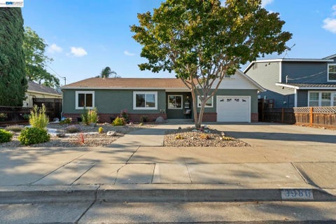 Photo of 3986 California Way WAY, Livermore, CA 94550 (MLS # 41138697)