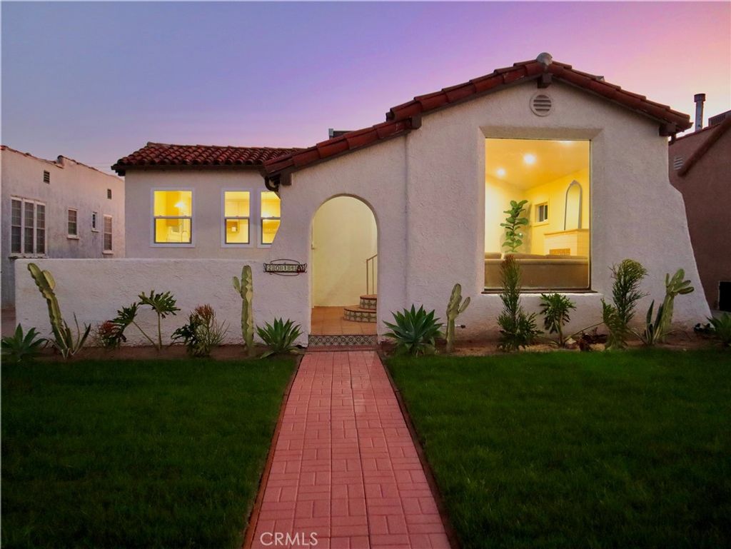 Photo of 2014 W 84th Street, Los Angeles, CA 90047 (MLS # PW26052504)