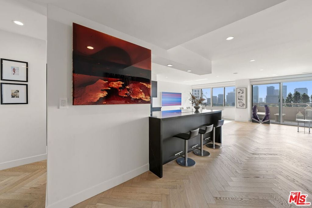 865 Comstock Avenue 7D, Los Angeles CA 90024