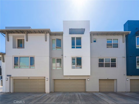 Photo of 5402 W 149th PL #16, Hawthorne, CA 90250 (MLS # SB26196433)
