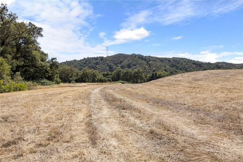Tiny photo for 17 Lot Morro Road, Atascadero, CA 93422 (MLS # NS26150872)