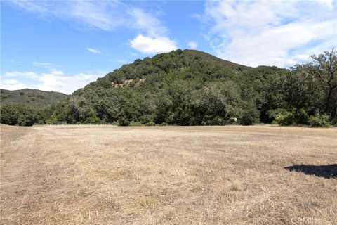 Tiny photo for 17 Lot Morro Road, Atascadero, CA 93422 (MLS # NS26150872)