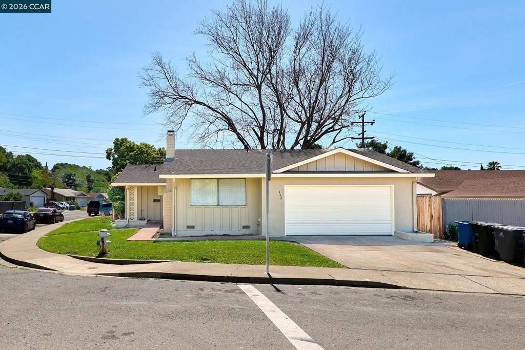 Photo of 242 College Ave Ave, Vallejo, CA 94589 (MLS # 41131327)