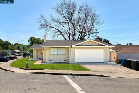 Photo of 242 College Ave Ave, Vallejo, CA 94589 (MLS # 41131327)