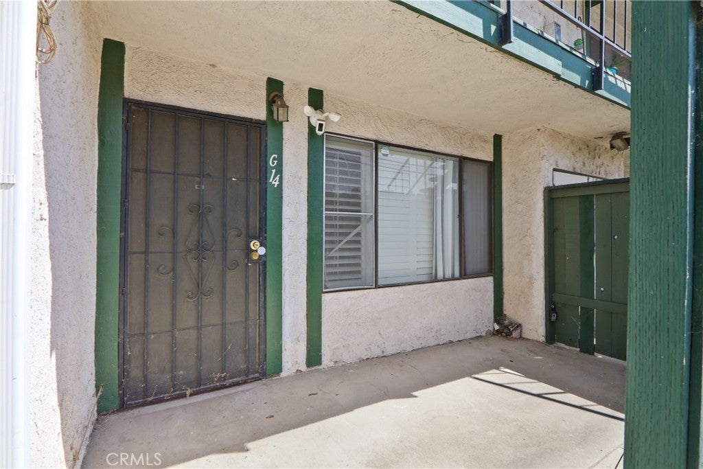1735 E Washington G14