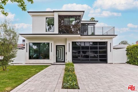 Photo of 5812 Willis Avenue, Sherman Oaks, CA 91411 (MLS # 25629369)