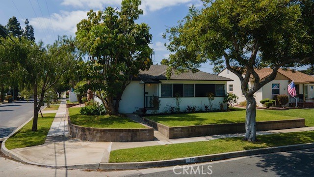 6038 Loomis