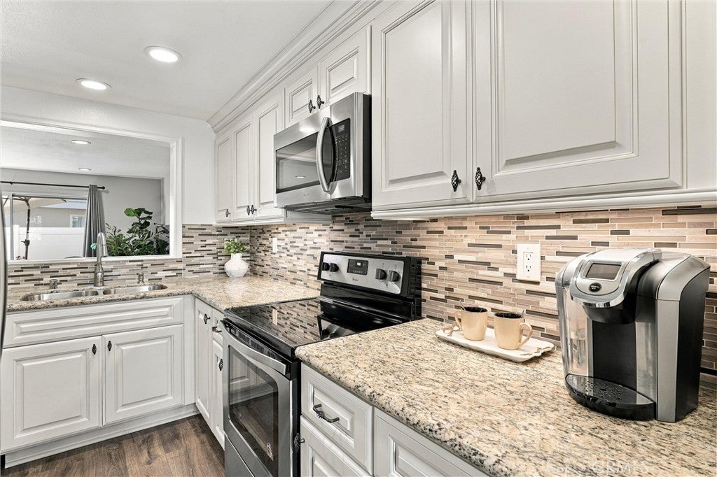 25 Bentwood Lane, Aliso Viejo CA 92656 - Photo 10