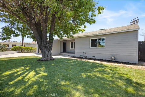 Photo of 7629 Arcola ave AVE, Sun Valley, CA 91352 (MLS # DW26208058)