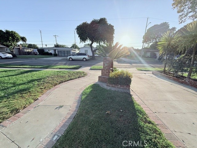 2690 Senasac Avenue