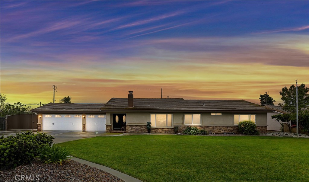 4551 Monte Verde Street