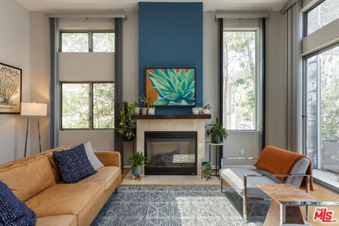 Photo of 5936 Barton Avenue, Los Angeles, CA 90038 (MLS # 26838721)