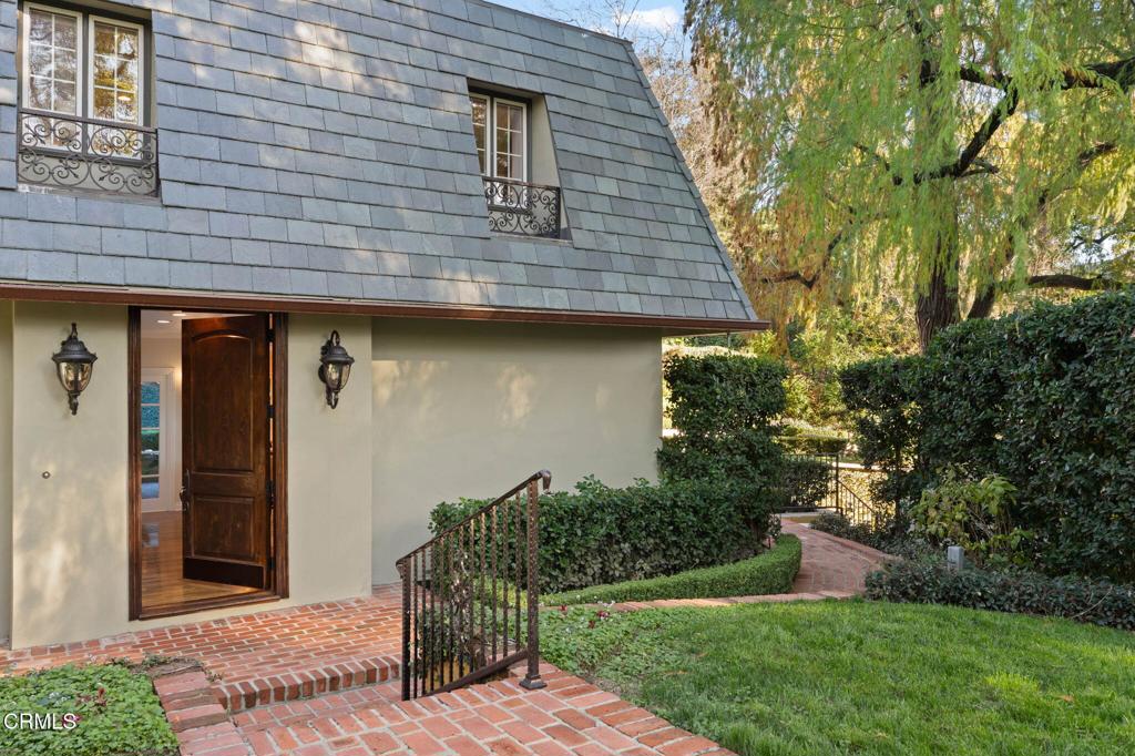 1010 Stoneridge Drive