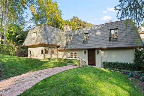 Photo of 1010 Stoneridge Drive, Pasadena, CA 91105 (MLS # P1-25844)