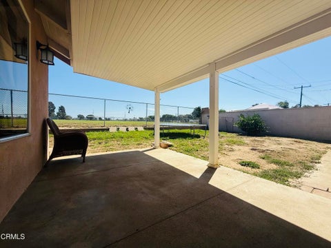 Tiny photo for 324 S Brookshire Avenue, Ventura, CA 93003 (MLS # V1-38635)