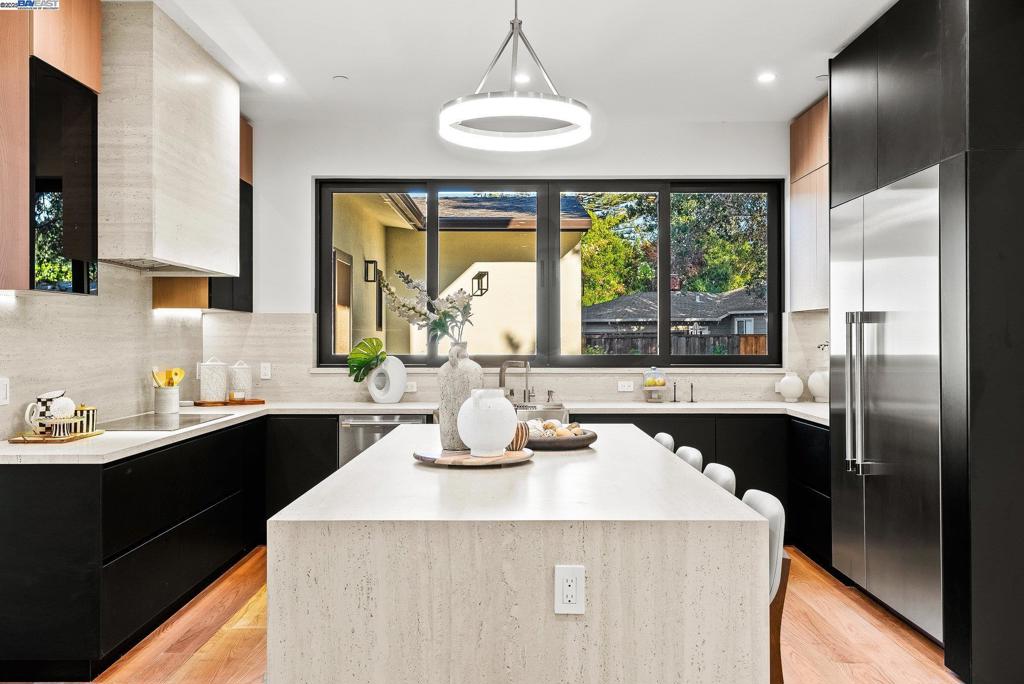 PALO ALTO - Residential