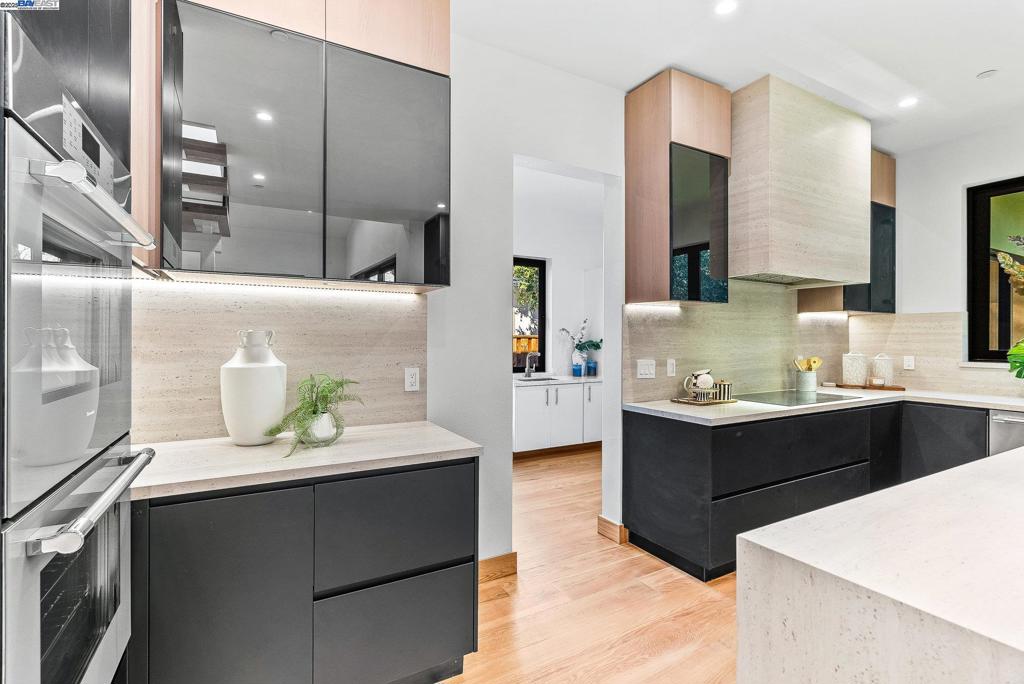 PALO ALTO - Residential