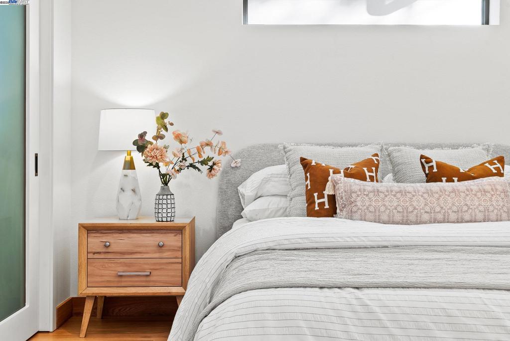 PALO ALTO - Residential