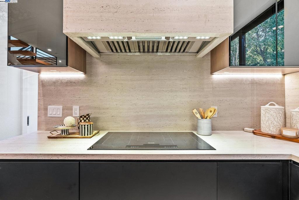 PALO ALTO - Residential