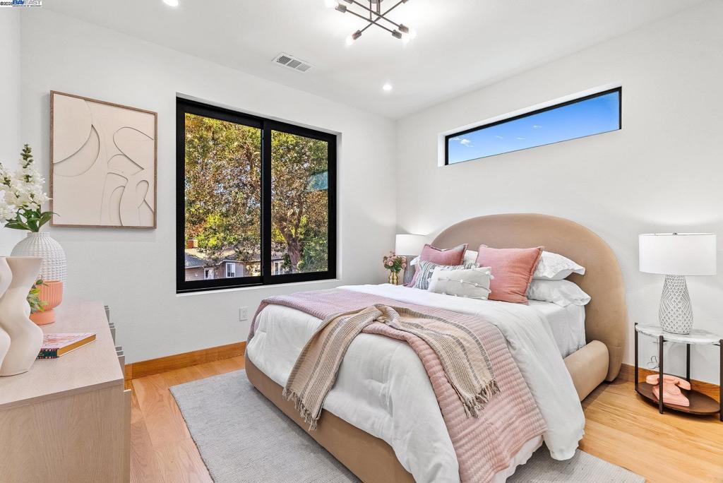 PALO ALTO - Residential