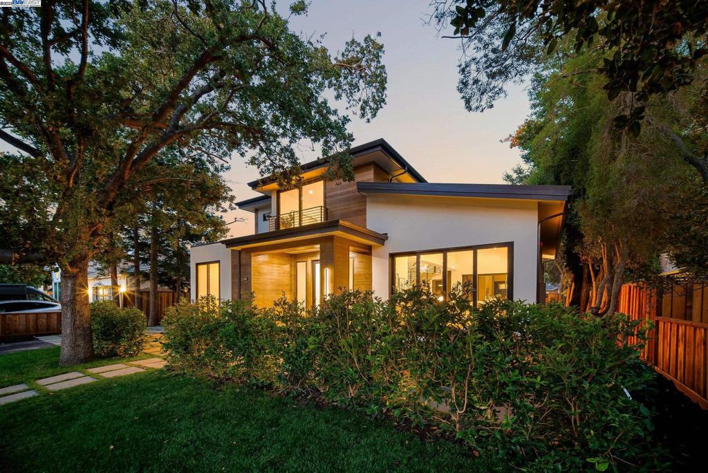 PALO ALTO - Residential