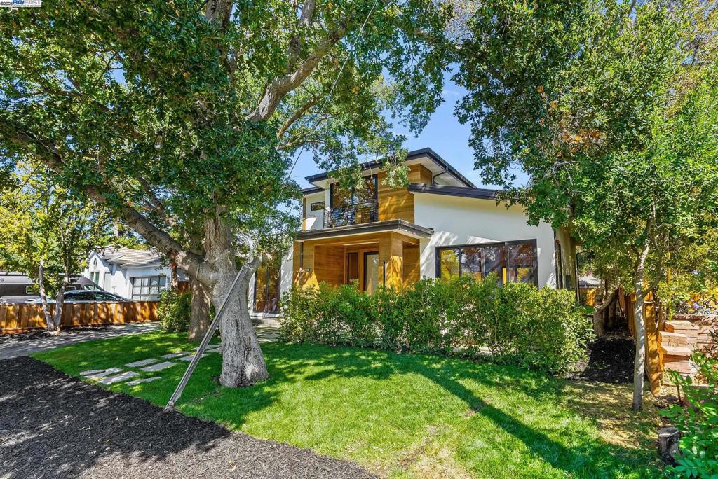 PALO ALTO - Residential