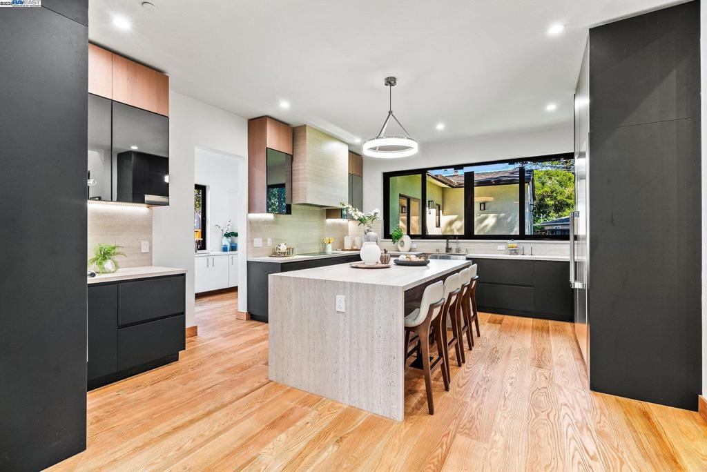 PALO ALTO - Residential