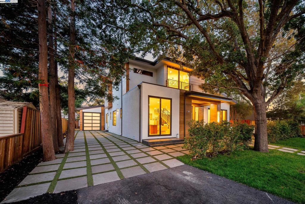 PALO ALTO - Residential