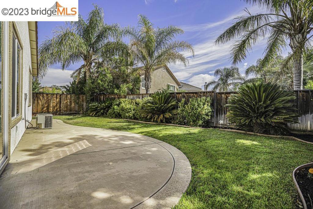 BRENTWOOD HILLS - Residential