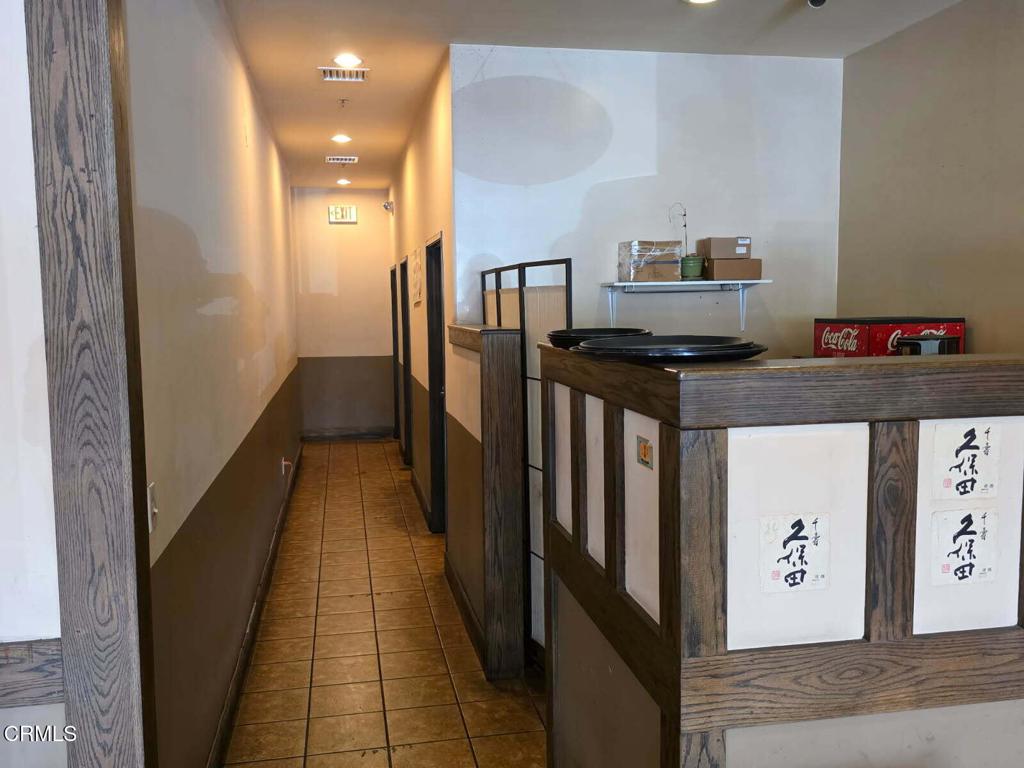 669 W Channel Islands Boulevard