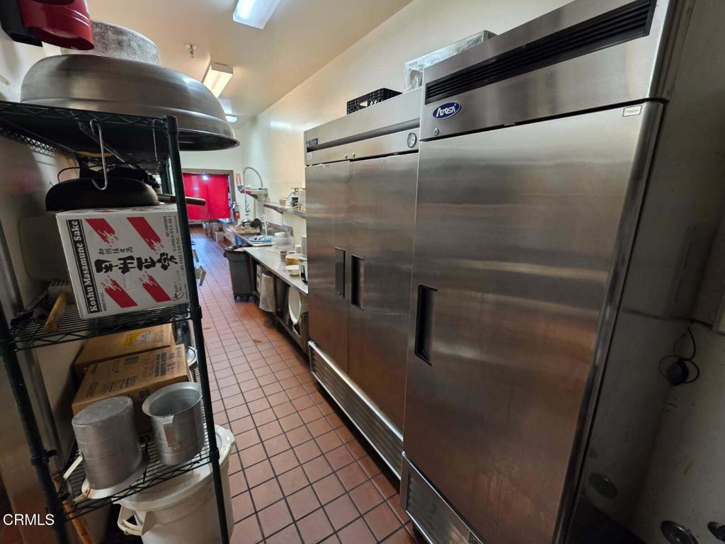 669 W Channel Islands Boulevard