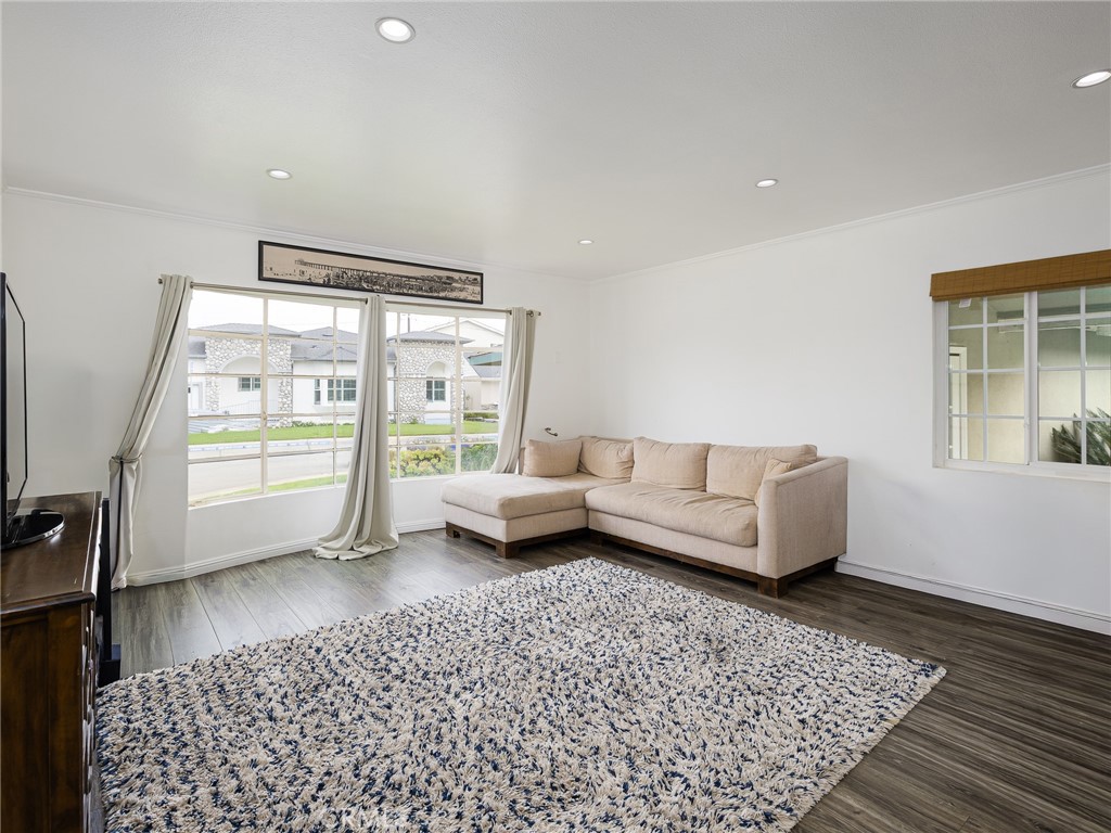 12509 Manor Drive