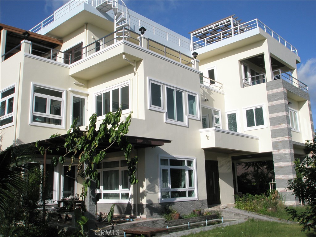 Brand new 3 stories single family, secluded yet convenience. Hardwood floor thru out. Never occupied. Near Chalong intersection and within walking distance to Chalong pier and ferry, beach and yacht club. Peek-a-boo view on deck of third floor. Comes with 7 units, one bedroom, one bathroom, kitchenette, balcony, retreat Bangalow for extra income. Lots of tree, quiet, good air quality at affordable price.