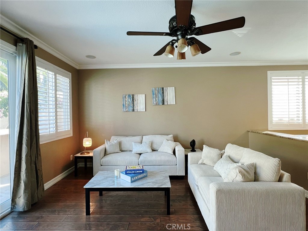 4717 Torrey Pines Drive