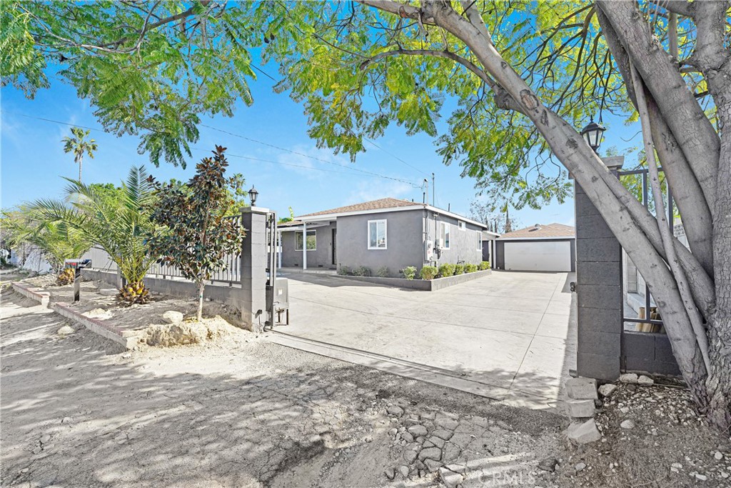 11068 Penrose Street