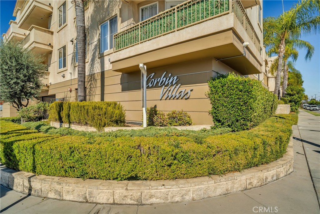6800 Corbin Avenue 308