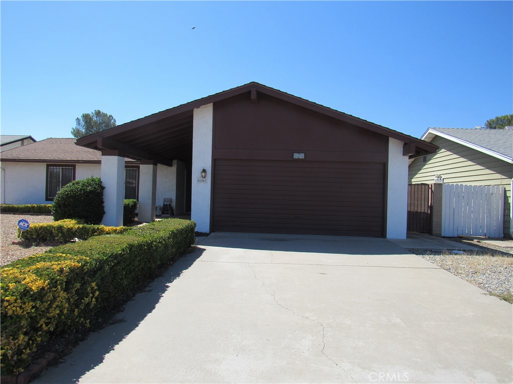 ? Charming 2 Bedroom + Den in Sun City’s Active Senior Community! 55+?
Discover this well-maintained gem in the heart of Sun City, Menifee. Featuring 2 spacious bedrooms plus a versatile den, this home is designed for comfort and easy living. The dream kitchen is perfect for cooking and entertaining, while the oversized garage is ideal for hobbies, projects, or extra storage.
Relax on the back patio and take in the serene views this property has to offer. With pride of ownership throughout, this home is truly move-in ready—giving you more time to enjoy the active senior lifestyle Sun City is known for.
SOLAR IS PAID OFF
Enjoy resort-style amenities, social clubs, and a welcoming community—retirement living at its best!