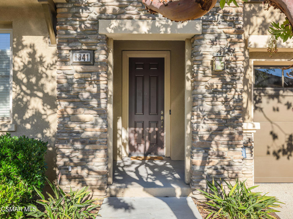 Waverly Place - 504 - 1005132 - Residential