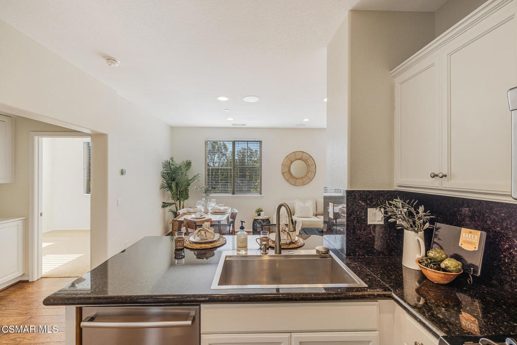 Waverly Place - 504 - 1005132 - Residential