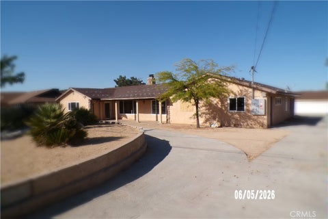 Photo of 8309 Langdon AVE, Hesperia, CA 92345 (MLS # CV26123421)