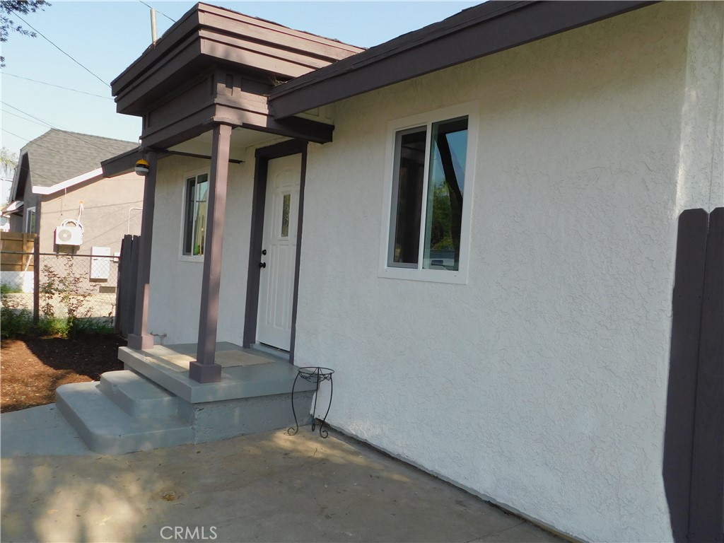 315 W 10th Street