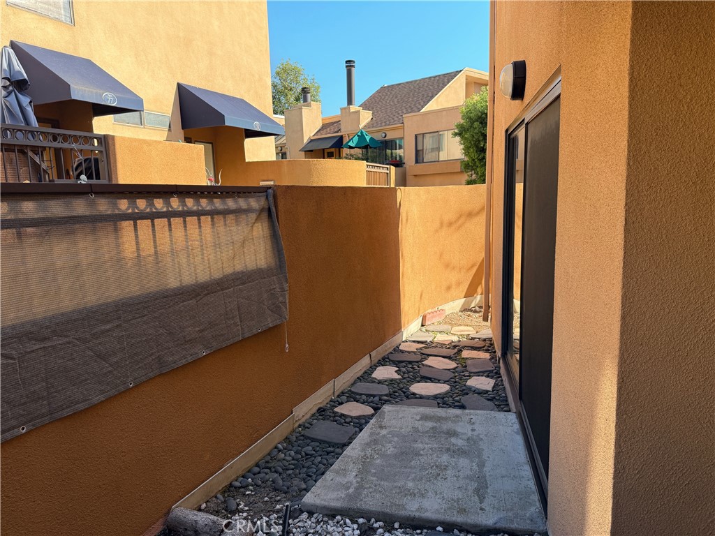 Le Parc (LPC) - Residential Lease