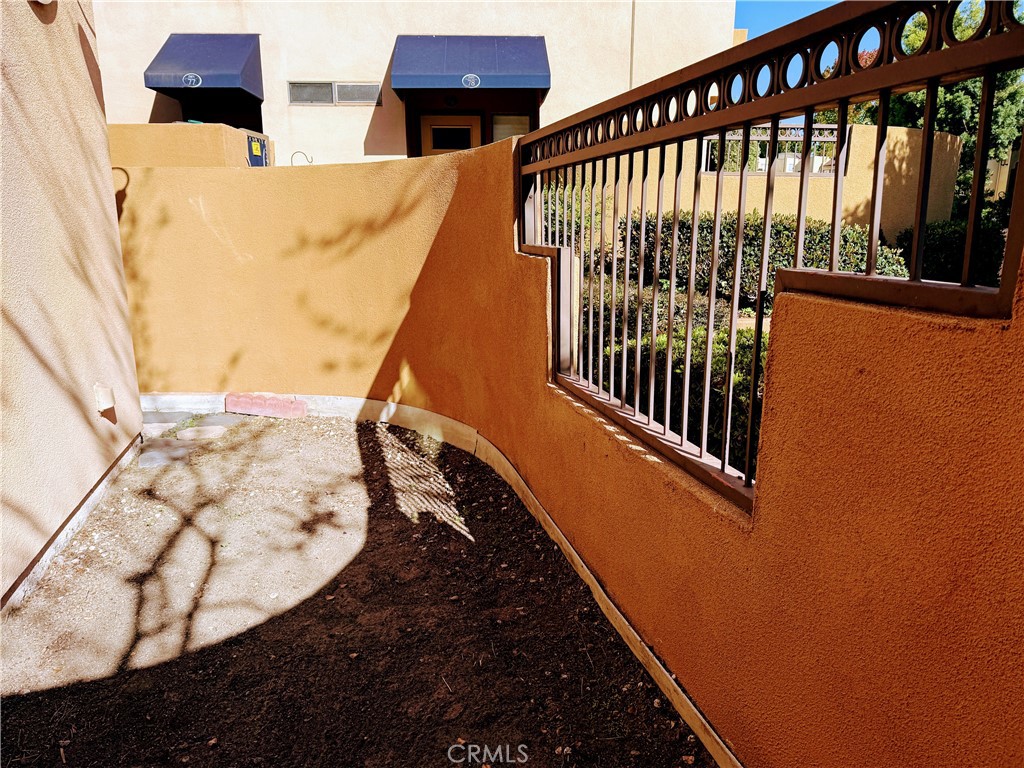 Le Parc (LPC) - Residential Lease