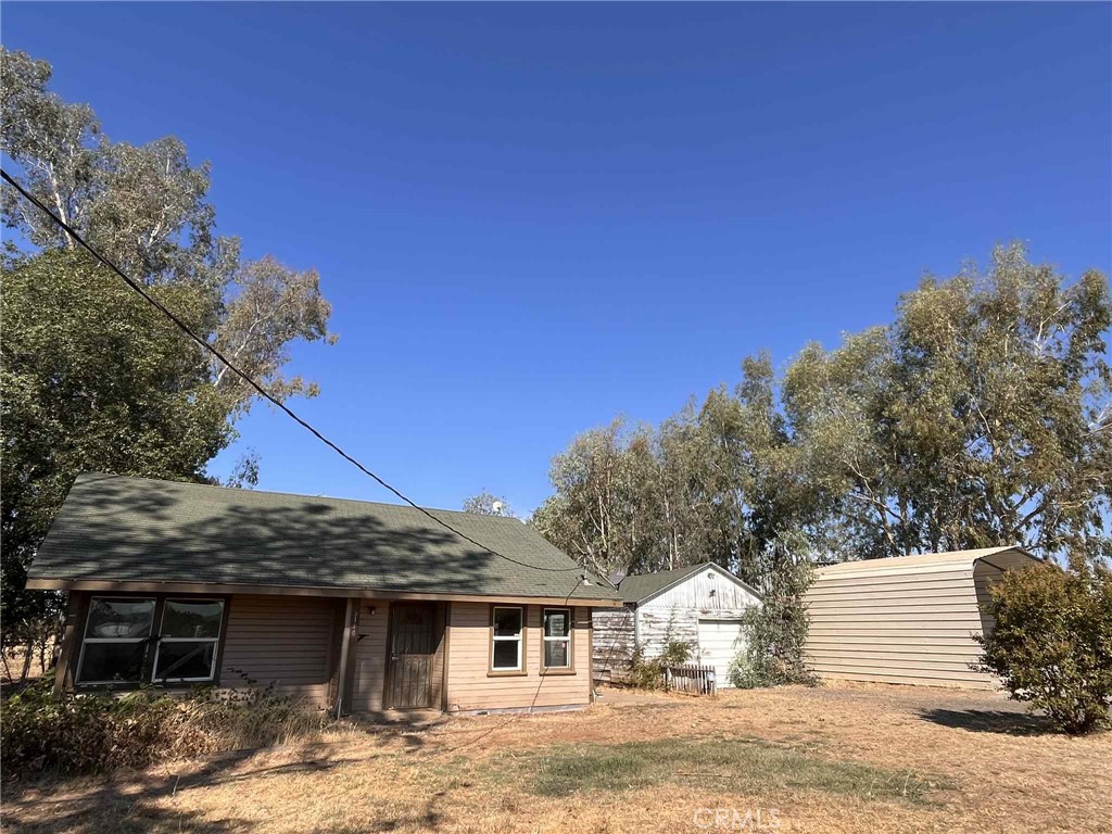 Here is a great opportunity in Oroville! Fixer upper with the next door parcel also included. Both parcels are a little more than half an acre, totaling 1.13 acres. The house is a 2 bed 1 bath with an upstairs loft area that could potentially be a 3rd bedroom. There is a metal carport and a detached garage. This property has a lot of potential. Check it out!